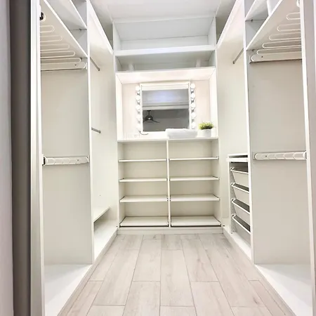 Apartamento Costero, Abrigos.